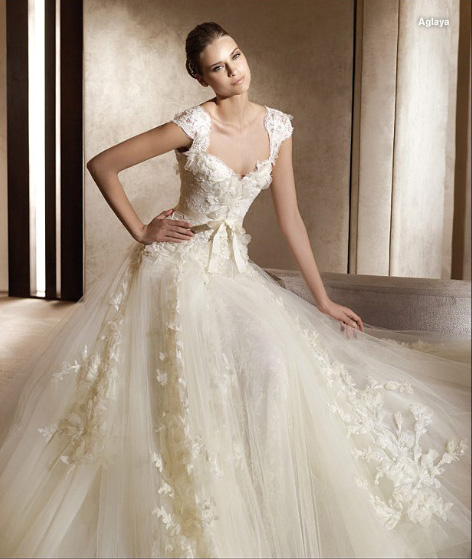 Calgary weddings, Elie Saab wedding dresses